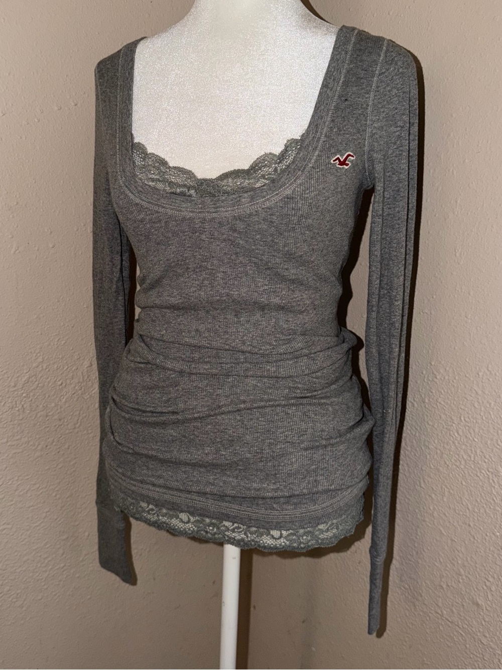 Vintage Y2K Hollister 2000s Ribbed Scoop Neck Long Sleeve Top